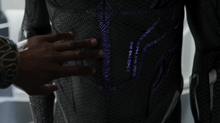 La curiosa frase en el segundo traje de T’Challa en Black Panther ha sido descifrada por fans<em></em>